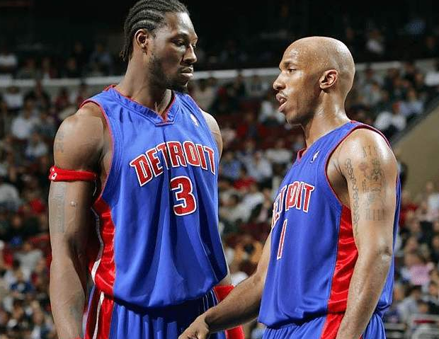 在禁区弱侧 在禁区弱侧